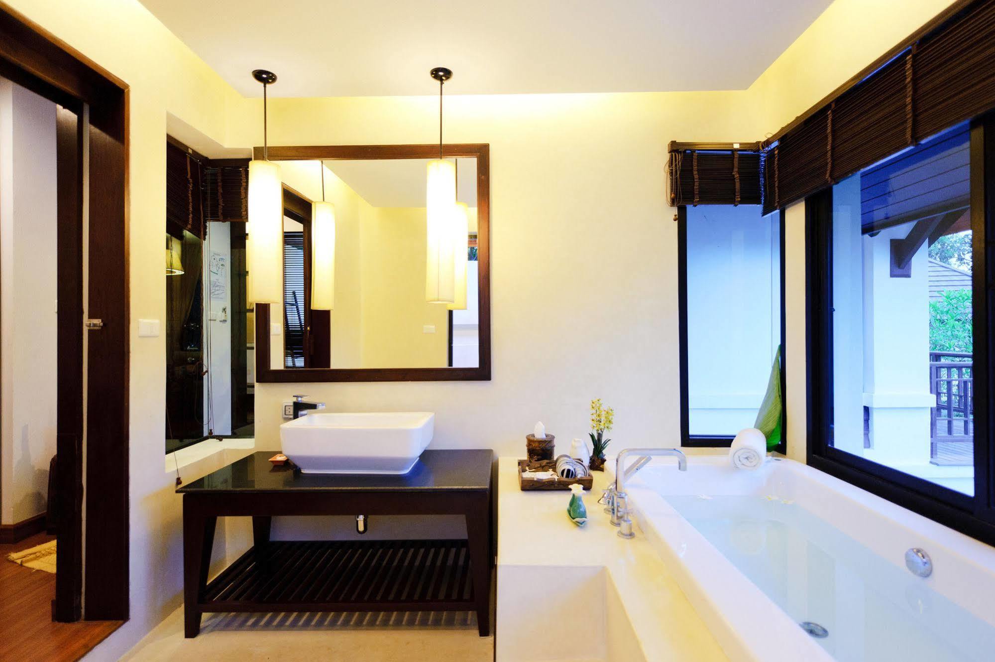 Chiangmai Highlands Golf And Spa Resort Mae On Exterior foto